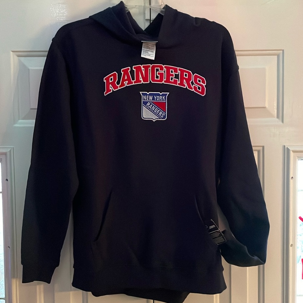 Boys, New York Rangers sweatshirt. Size 16/18 extra large. Embroidered.